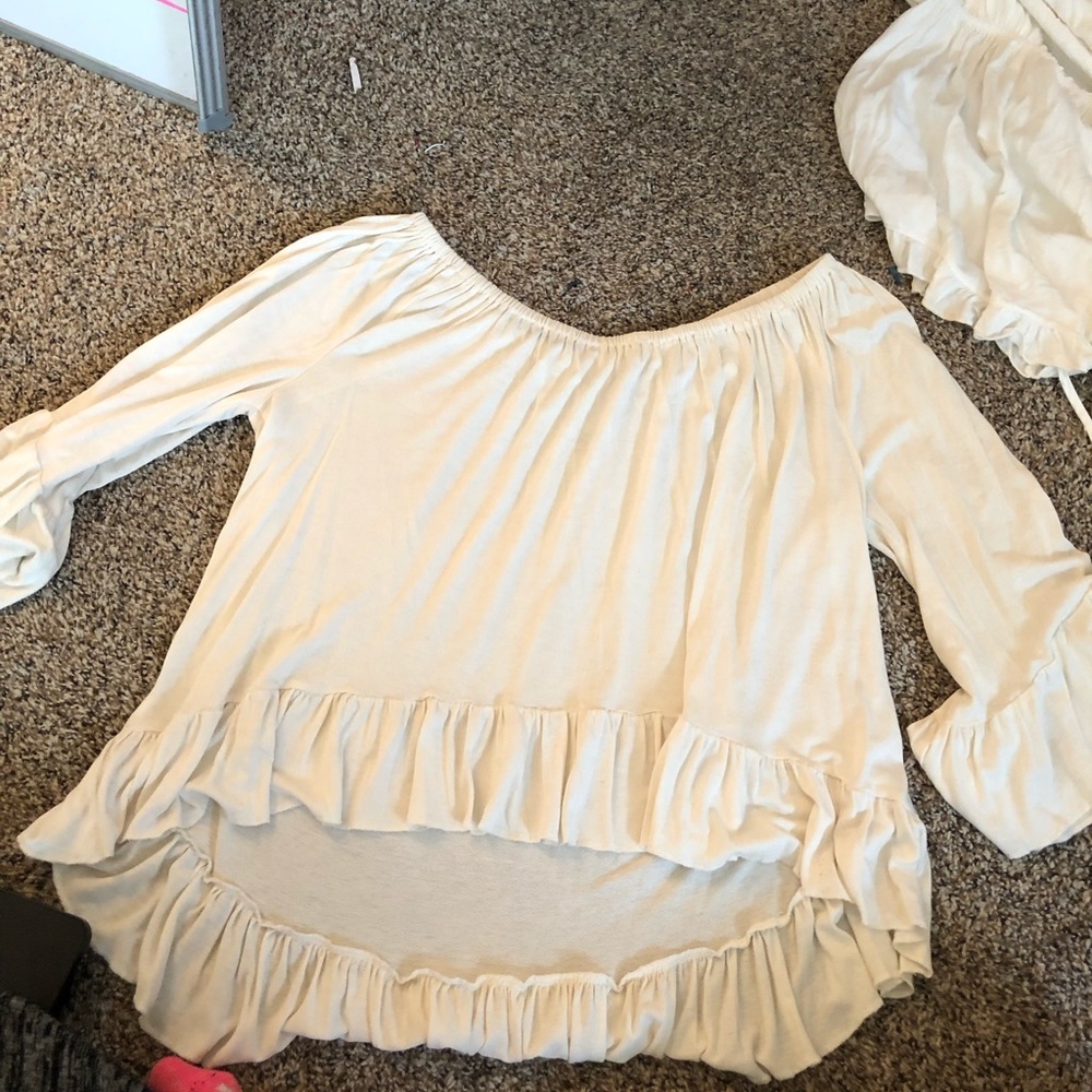 Off the shoulder flowy shirt